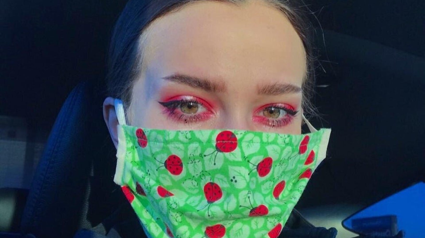 How To Wear The Next Face MaskFriendly Beauty Trend PressNewsAgency