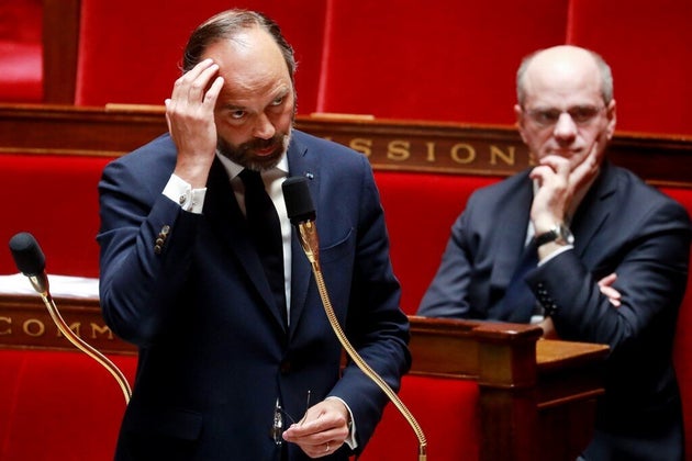 Edouard Philippe Peine A Justifier Le Cumul De Gerald Darmanin Le Huffpost