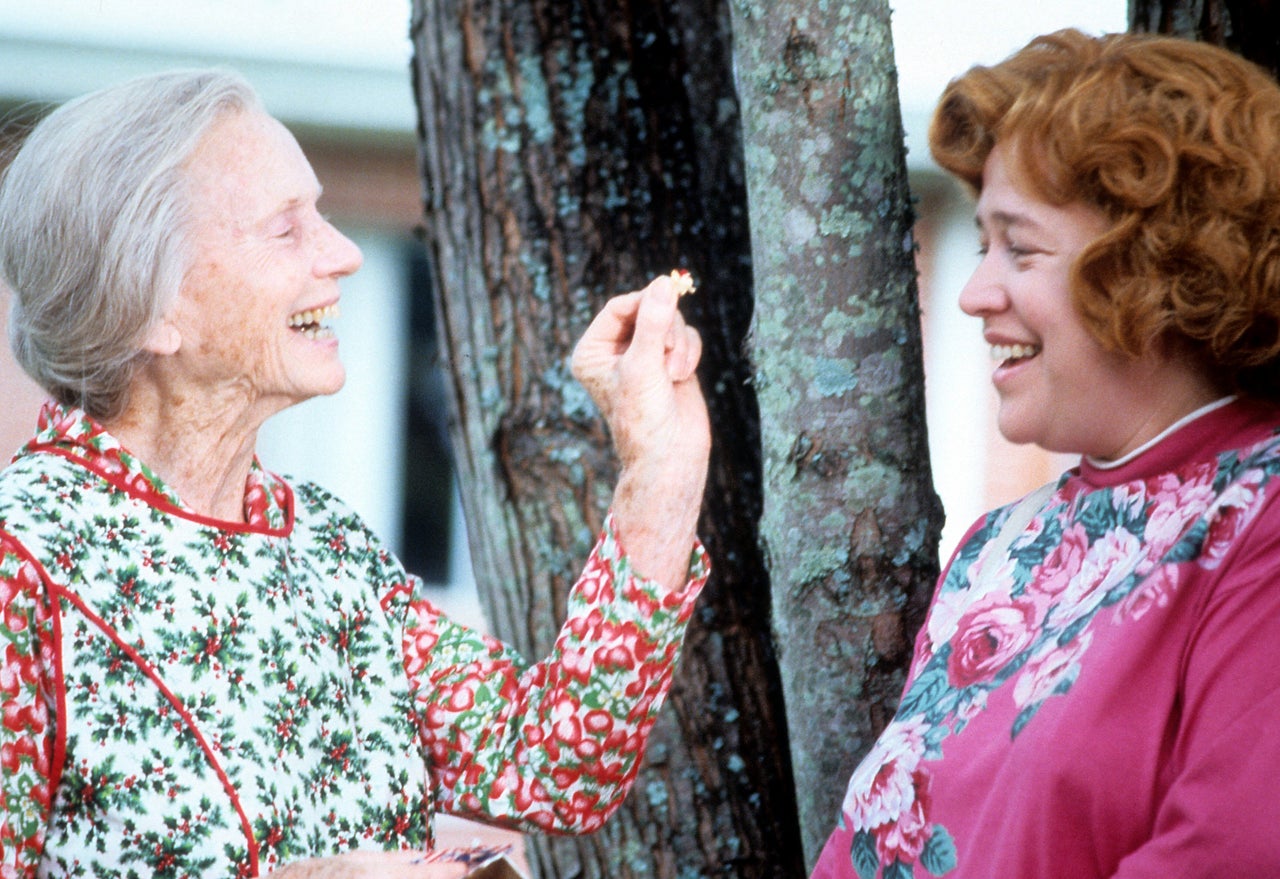 Jessica Tandy (left) and Kathy Bates in "Fried Green Tomatoes."