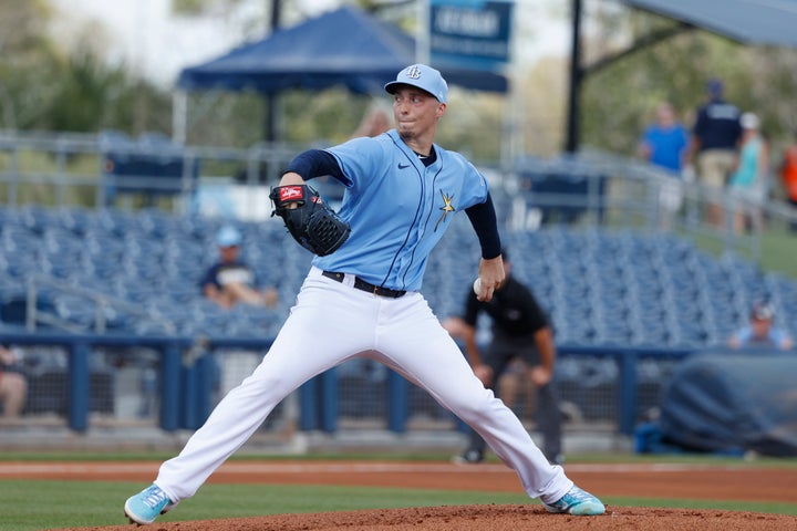 Rays ace Blake Snell says he refuses to play for reduced MLB salary - ESPN