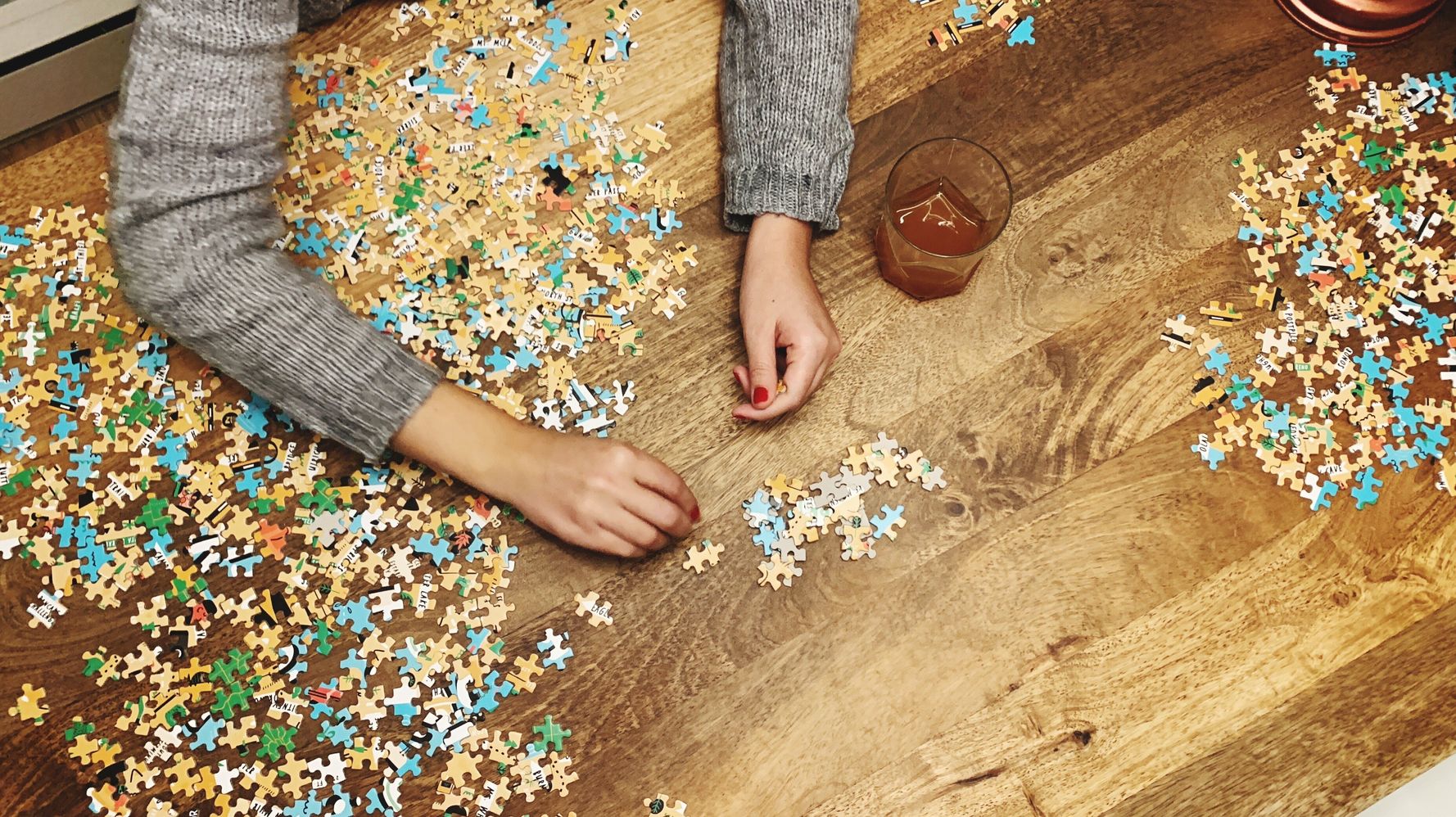 Why Jigsaw Puzzles Are So Soothing And Addicting Right Now Huffpost Life