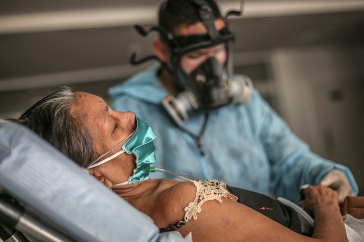 Ασθενής με κορονοϊό σε νοσοκομείο στη Βραζιλία