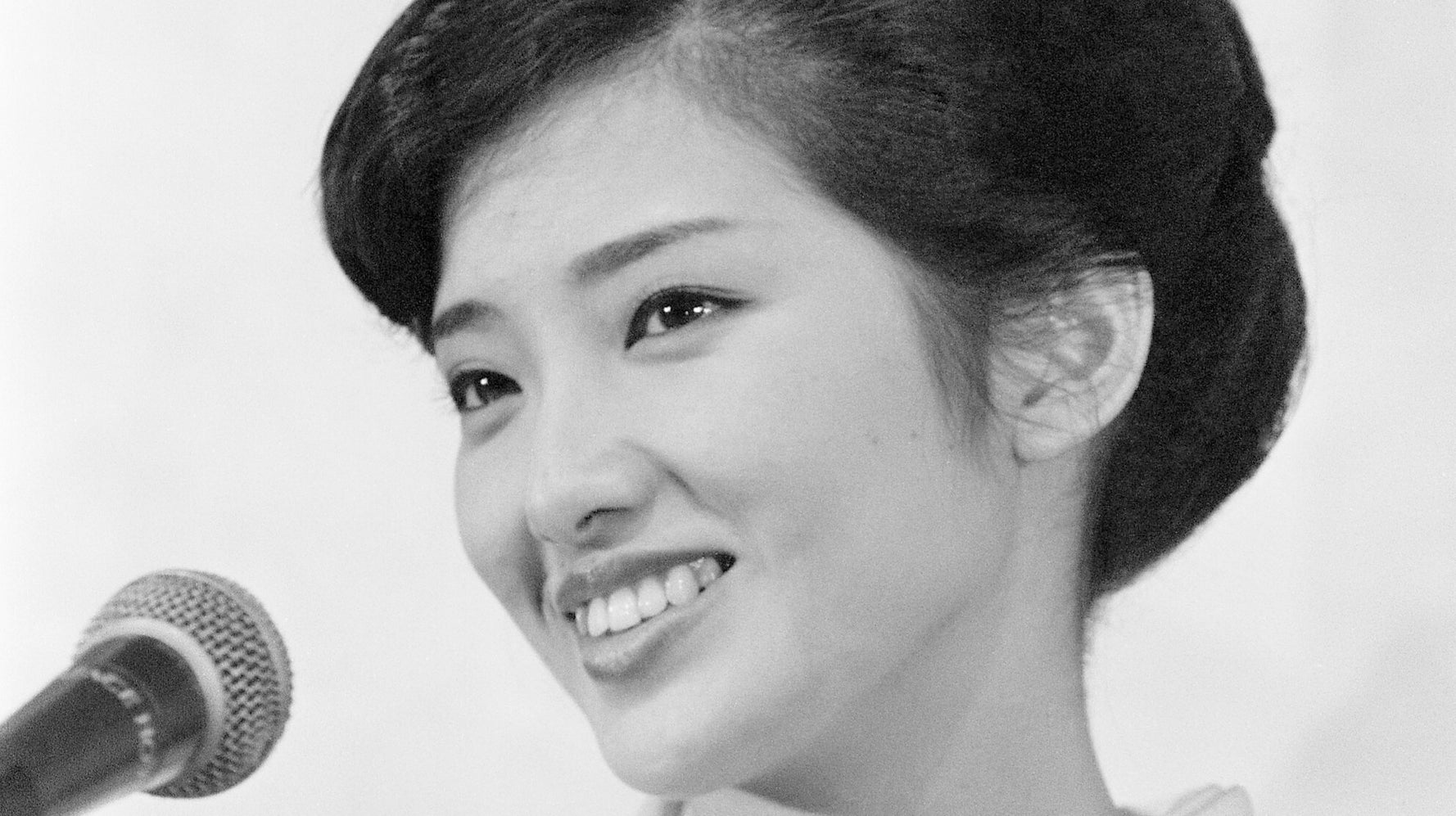 山口百恵 遂にサブスク解禁 600曲以上が一斉に 人気絶頂期の引退から40年 ハフポスト 山口百恵 遂にサブスク解禁 600曲以上が一斉に 人気絶頂期の引退から40年 ハフポスト