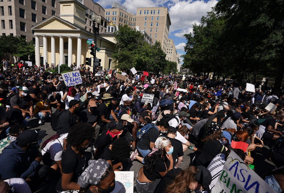 Demonstrators gather to protest the death of George Floyd, near the White House on on May 31, 2020.