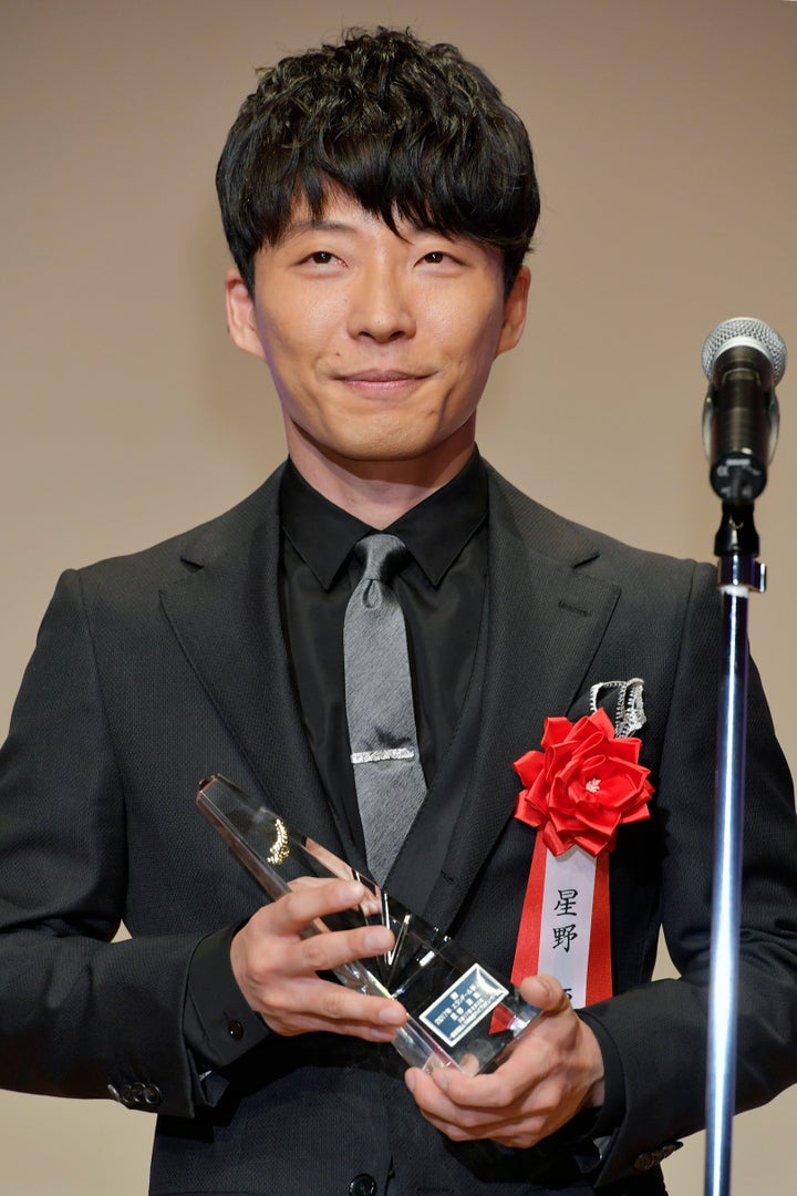 うちで踊ろう の 星野源バンド版 Youtubeでの公開や無料配信スタート ハフポスト アートとカルチャー うちで踊ろう の 星野源バンド版 Youtubeでの公開や無料配信スタート ハフポスト アートとカルチャー