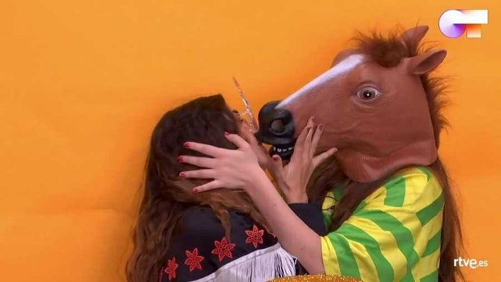 Anajú, con la camisa cowboy de David Bustamente