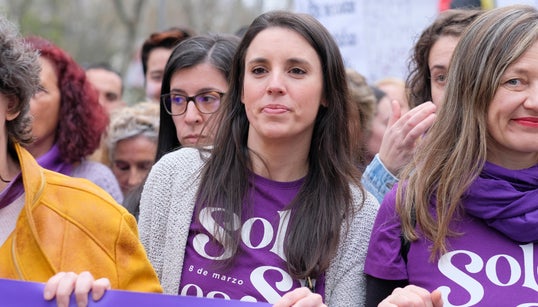 Montero atribuyó un día después del 8-M la bajada de asistentes al coronavirus: “Pero no lo voy a