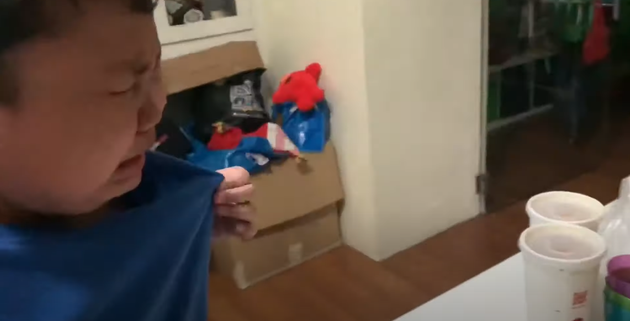 코로나 락다운 풀린 후 첫 맥도날드 먹게 된 어린이의 감격 반응 (영상)