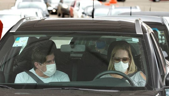 El Gobierno abre la puerta a la movilidad entre comunidades cuando pasen a la fase