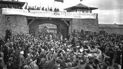 Por qué no es lo mismo ser antifascista en Estados Unidos que en