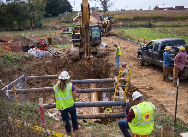 Contractors and welders work on the Pennsylvania section of the Williams Pipeline in 2017.