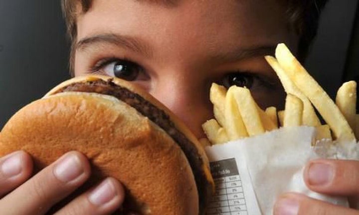 Dia da Conscientização Contra a Obesidade Mórbida Infantil, celebrado neste 3 de junho, pretende alertar sobre os riscos da doença e os cuidados necessários para combater esse mal, que afeta milhares de crianças no mundo