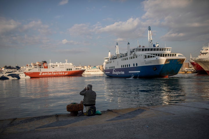 Εξετάζεται η παράταση της μείωσης του ΦΠΑ στην ακτοπλοϊα. 