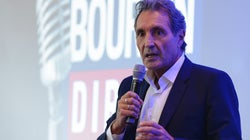 Jean-Jacques Bourdin arrête la matinale de RMC, mais garde l’interview