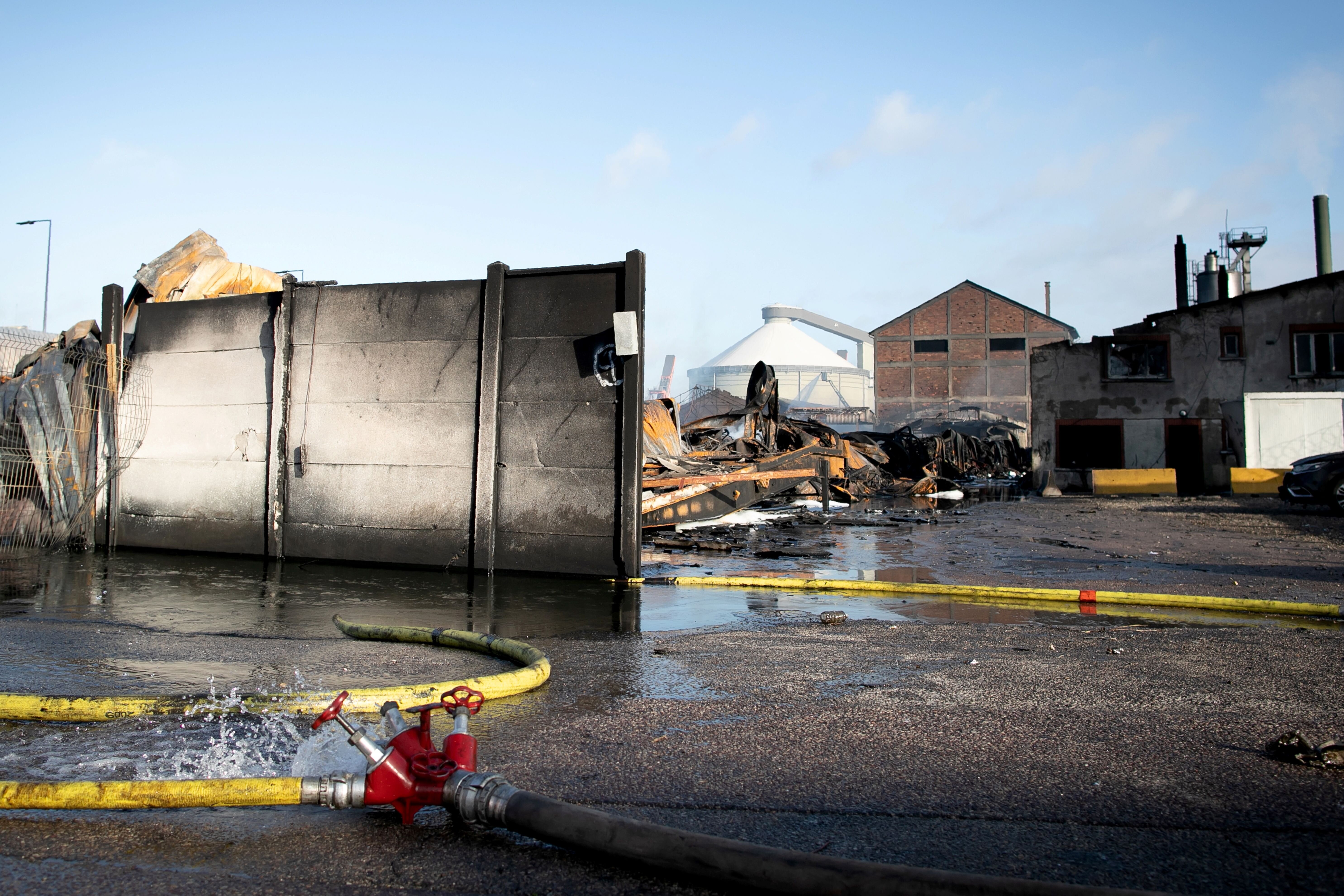 Incendie De Lubrizol: La Commission D'enquête Dénonce Des "angles Morts ...