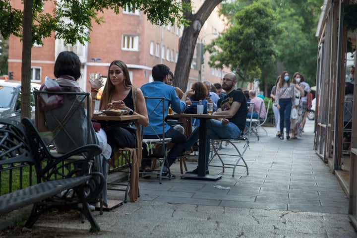 Terrazas en la calle Juan Bravo de Madrid (Miguel Pereira/Getty Images).