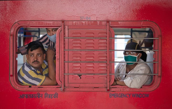 Στοιβαγμένη σε τρένο στην Ινδία