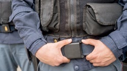 “Bougnoules”, “nègres, “putes”: des policiers toujours en poste malgré leurs propos