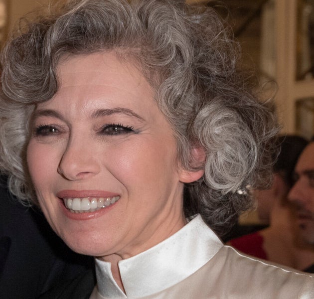 Coronavirus, Irene Pivetti: "Ora le mascherine le vendo all'estero" | L'HuffPost