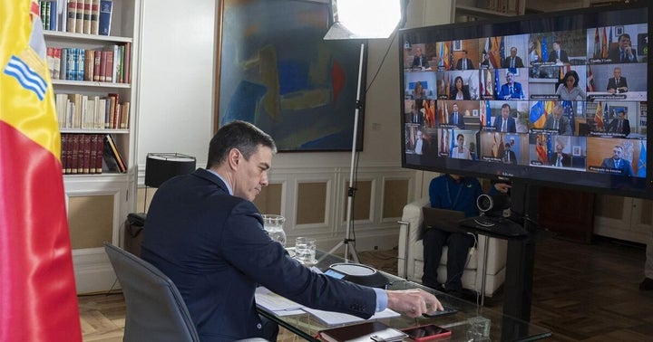 Sánchez reunido con sus homólogos en las CCAA.