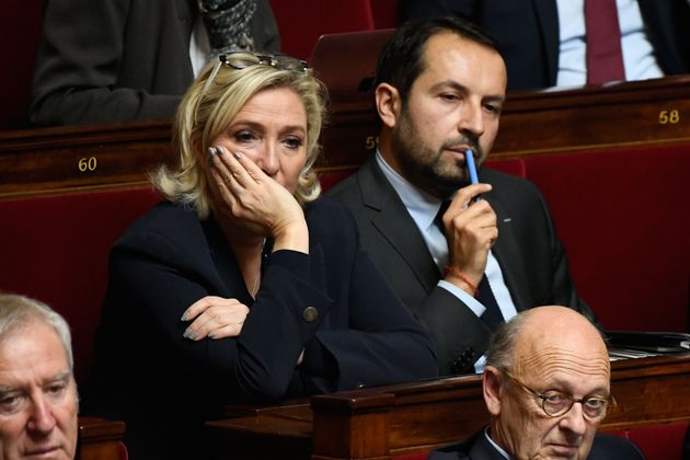 Sébastien Chenu, ici aux côtés de Marine Le Pen, a demandé la dissolution...