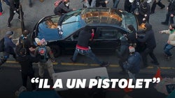 À Seattle, un homme fonce sur la foule en voiture puis tire sur un