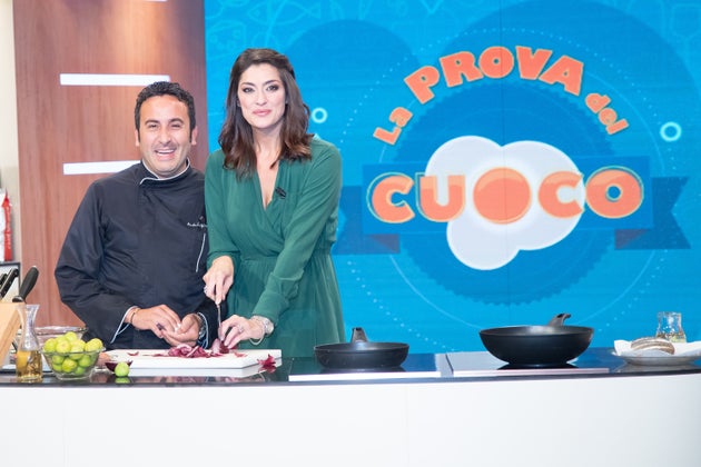 Chef Giunta A Roma Per La Prova Del Cuoco A Palermo Gli Sfondano Le Vetrate Del Locale L Huffpost