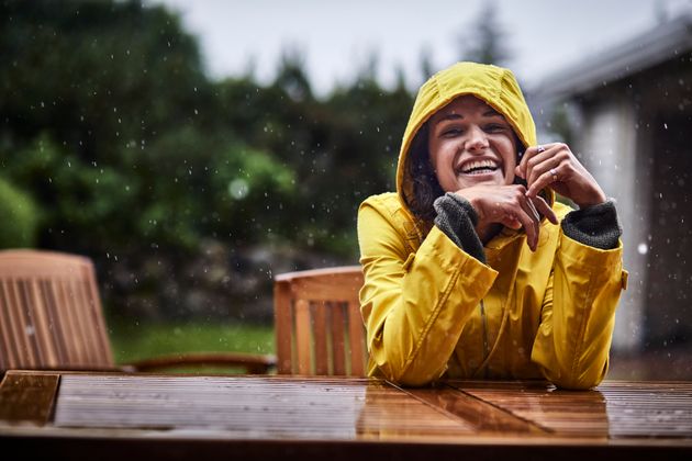 憂鬱な雨の日も、優秀な防水アイテムがあれば楽しく過ごせます。