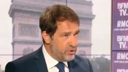 La droite ne pardonne pas à Castaner sa “tolérance” pour les manifestations