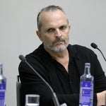 Miguel Bosé estalla y culpa al Gobierno cuando no tiene nada que ver (y todos se lo están