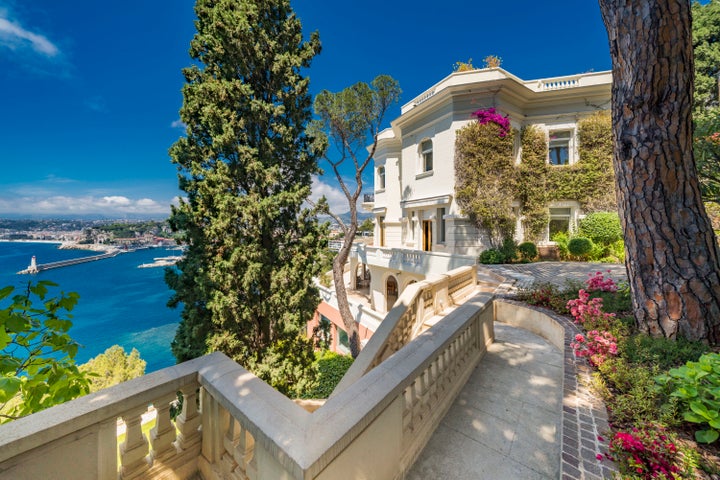 La villa de James Bond à Nice est en vente