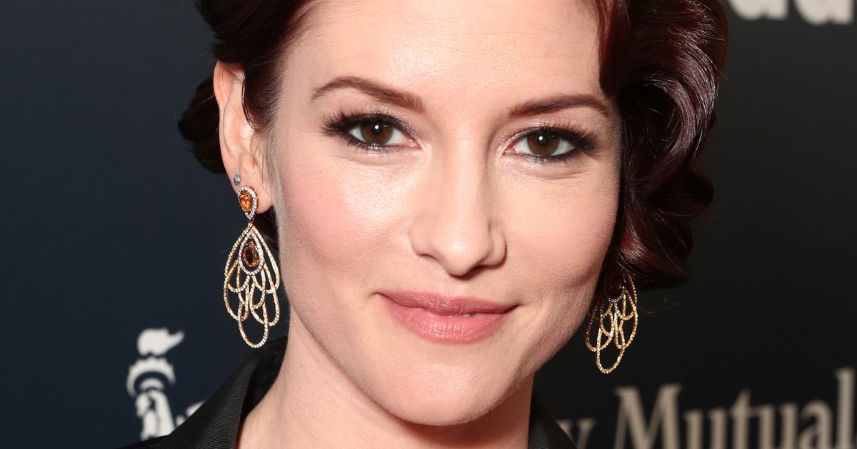 Chyler Leigh Opens Up About Discovering Her Sexuality In Pride Month Essay Huffpost Entertainment 2775