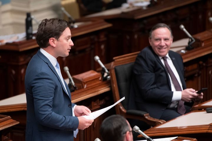 Simon-Jolin-Barrette et François Legault à l'Assemblée nationale, le 2 juin 2020