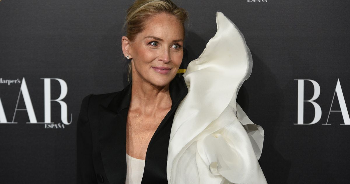 Шэрон стоун актрисы xxi. Шэрон Стоун. Шэрон Стоун 2022. Шэрон Стоун (Sharon Stone). Шэрон Стоун 2023.