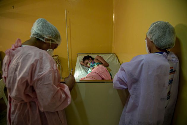 Έγκυος γυναίκα με κορονοϊό σε οδύνες τοκετού σε νοσοκομείο στη Βραζιλία