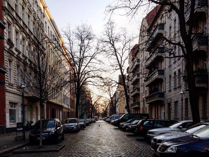 ベルリンで出会った男性が消えていった住宅地は、今でも時々思い出す。