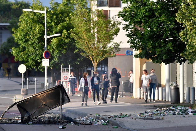 A Dijon Le Pere Du Jeune Tchetchene Agresse Lance Un Appel Au Calme Le Huffpost