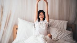 Γυμναστική στο κρεβάτι: Απλές ασκήσεις για να ξεκινήσουμε την μέρα