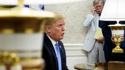 Por qué a Trump le da tanto miedo el libro que va a publicar su ex asesor de seguridad