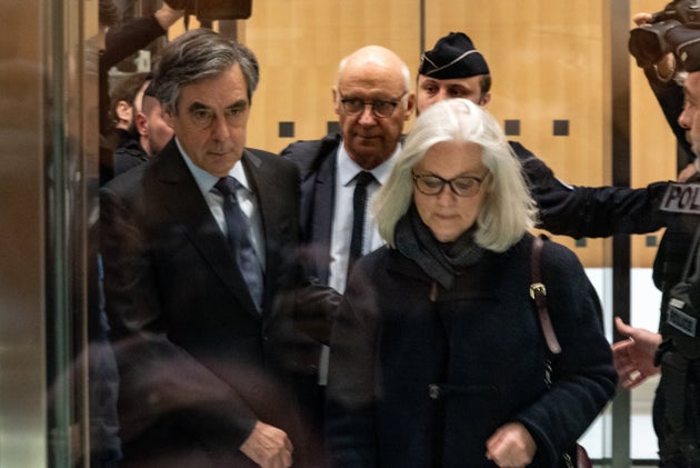 Dans L Affaire Fillon Cette Magistrate Dit Avoir Subi Des Pressions Le Huffpost Dans L Affaire Fillon Cette Magistrate Dit Avoir Subi Des Pressions Le Huffpost