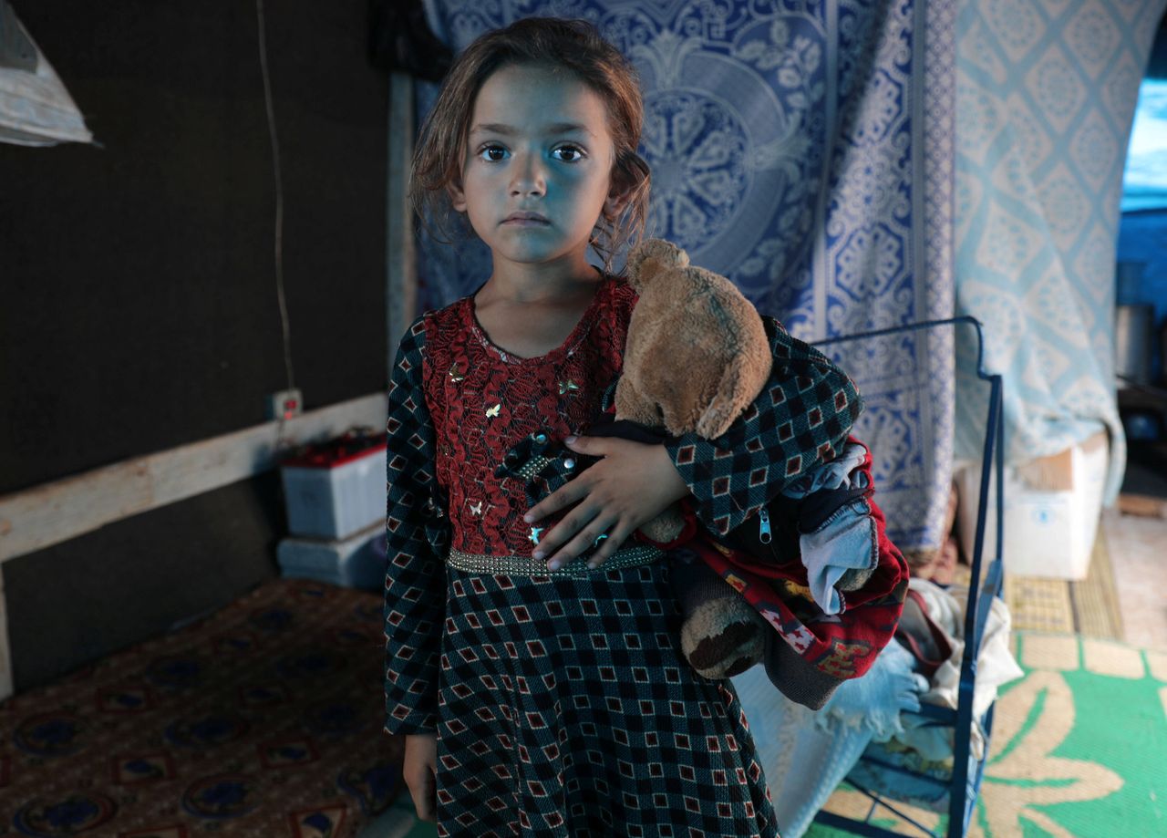 Ραουάν αλ-Αζίζ, έξι ετών 