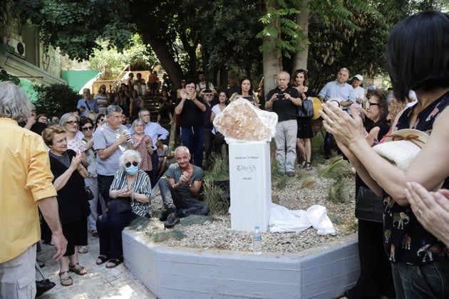 Αποκαλυπτήρια γλυπτού για την Αρλέτα στα Εξάρχεια 