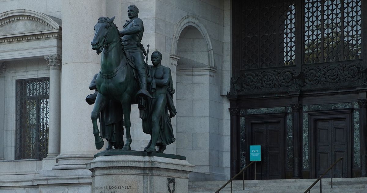 Roosevelt Statue to Be Removed From Museum of Natural History