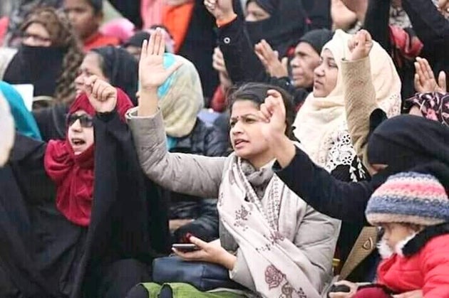 Pooja Shukla, a student leader in Samajwadi Party, at the anti-CAA protest at Ghanta Ghar on 21 January,
