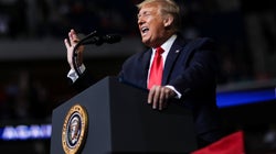 El loco discurso de campaña de Donald Trump en