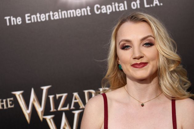 Evanna Lynch Warns About Unhealthy Harry Potter Fan Culture Huffpost Uk