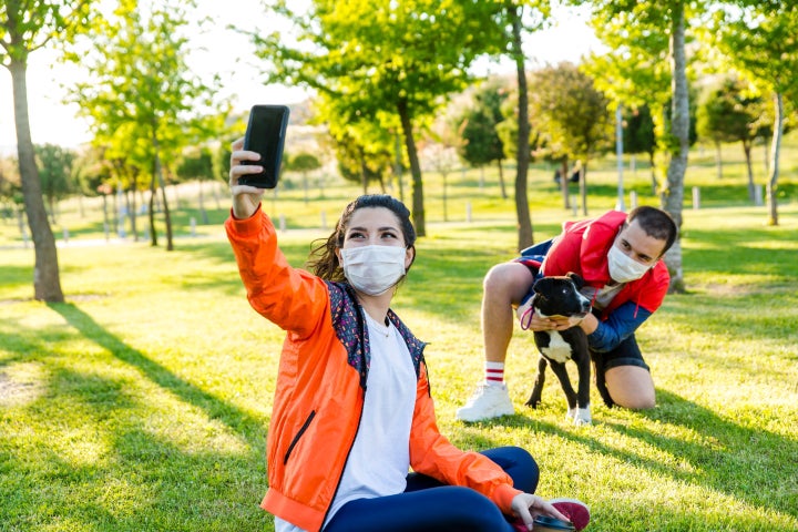 If you're going on a date, do it outside where there's more natural airflow. 