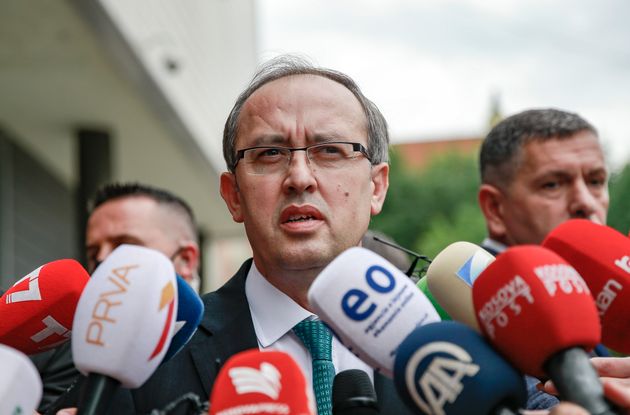 Ο νεοεκλεγείς πρωθυπουργός του Κοσσυφοπεδίου Αβντάλα Χότι. 3 Ιουνίου 2020. (AP Photo/Visar Kryeziu)