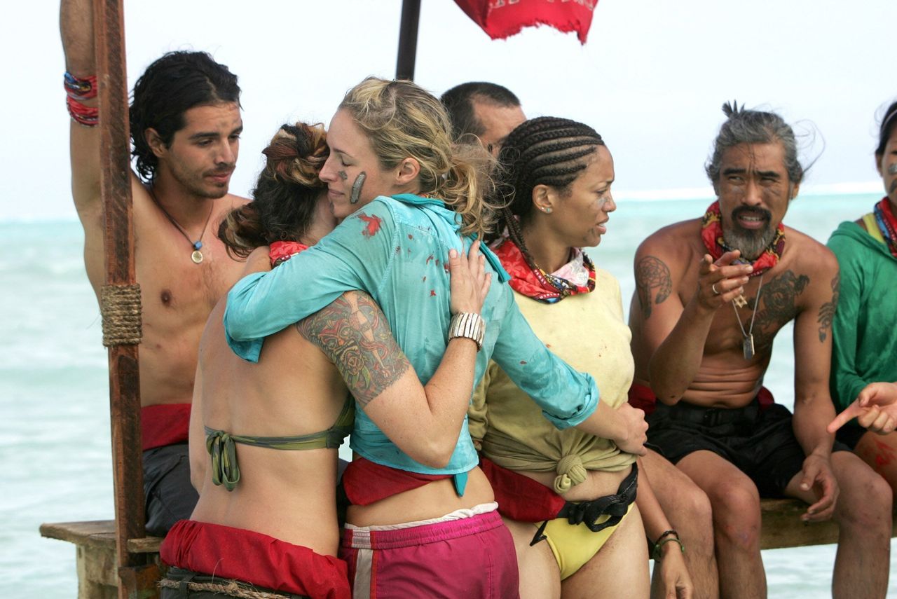 (Left to right) Ozzy Lusth, Jessica Smith, Candice Woodcock, Jonathan Penner, Sundra Oakley and Anh-Tuan "Cao Boi" Bui of the Aitutaki tribe after losing the immunity challenge on the third episode of "Survivor: Cook Islands." 