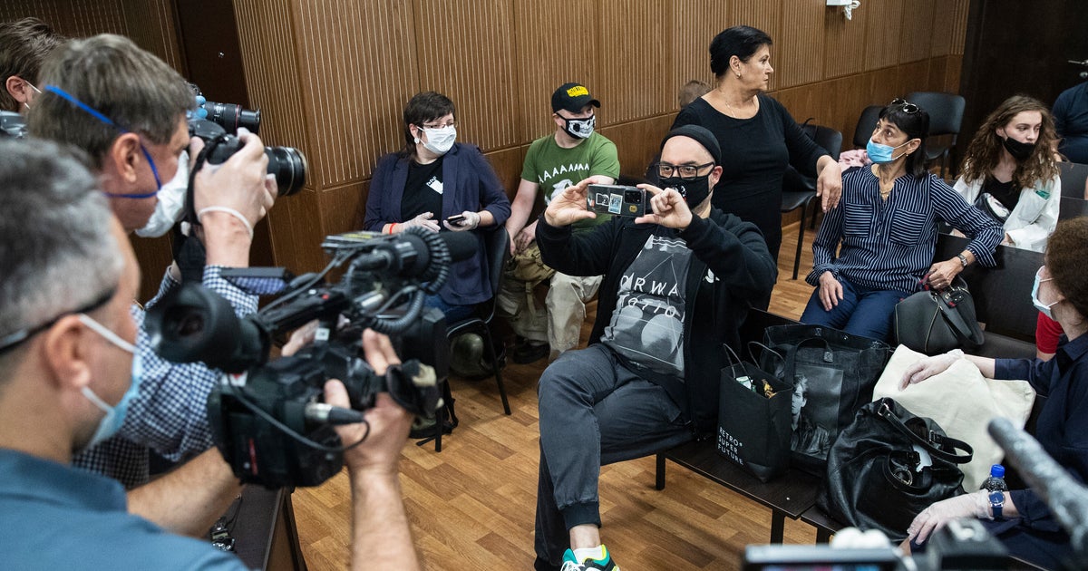 на 1 канале передачи в выходные. обычные новости. молодые ученые фото. новая школа вуз. обычные новости.